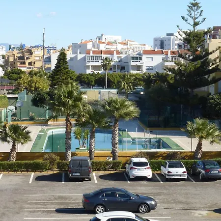 Beautiful 2 Bedroom, 2 Bathroom Appartement *